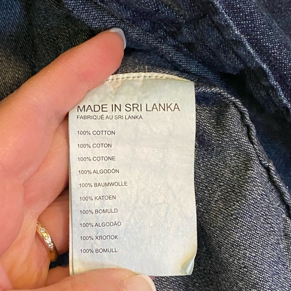 🎉HP🎉 Denim long sleeve shirt - Picture 3 of 5